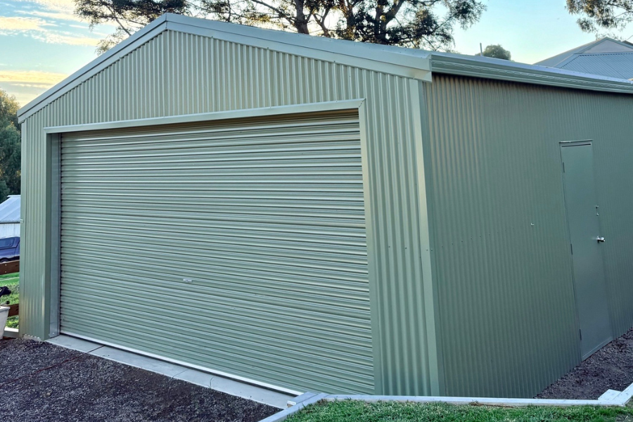 Double Garage, 6x6, 5m wide Large Garage Door
