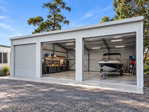 7 X 9M SHED KIT, 3 BAYS DOORS OPEN